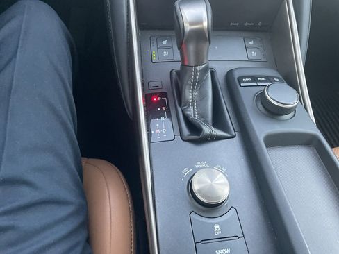 Used 2018 Lexus IS 300 AWD image 13