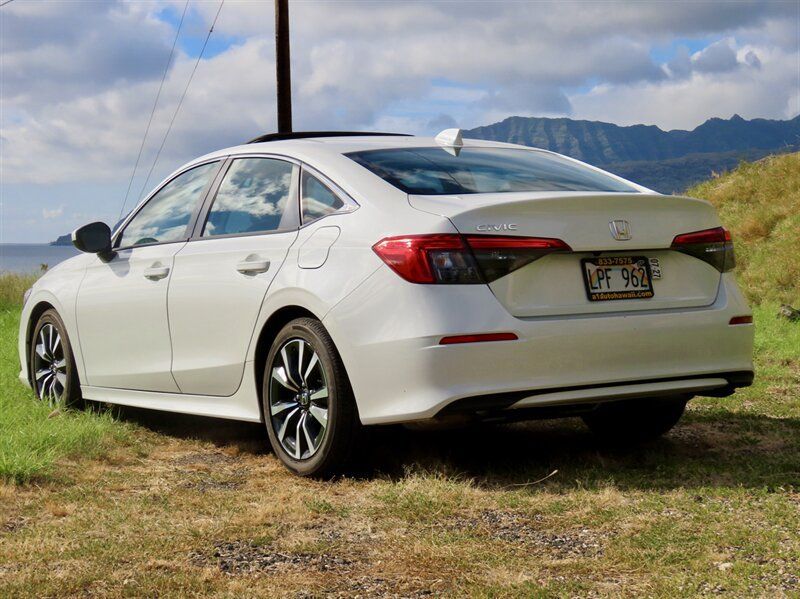 Used 2024 Honda Civic EX image 7