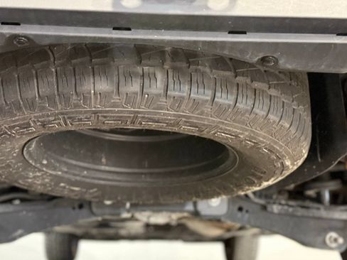 Used 2025 Ford Expedition Max Active AWD/4WD image 38