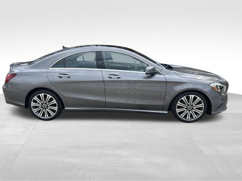 Used 2018 Mercedes-Benz CLA 250 4MATIC image 6