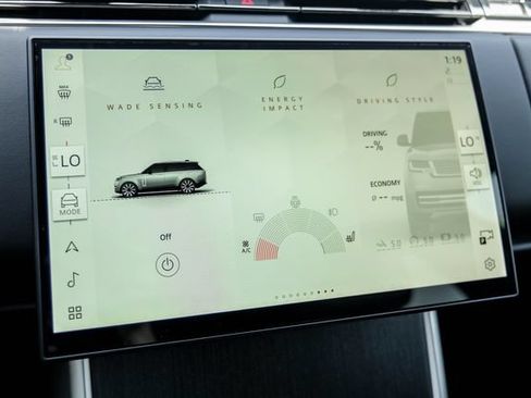 New 2026 Land Rover Range Rover SE AWD/4WD image 42