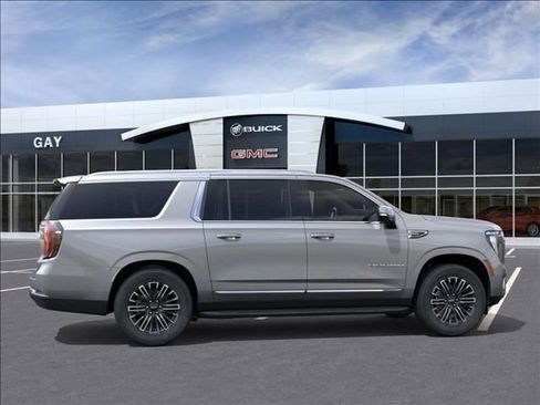 Certified 2026 GMC Yukon XL Elevation w/ Elevation Premium Package image 5