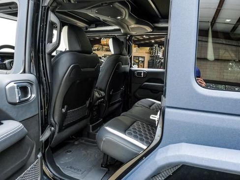 Used 2025 Jeep Wrangler Unlimited Rubicon 392 image 65