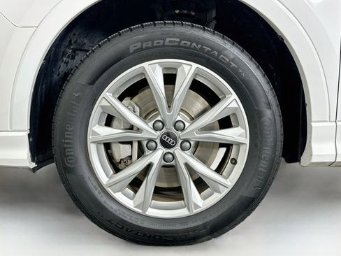 Used 2025 Audi Q3 2.0T Premium AWD/4WD image 11