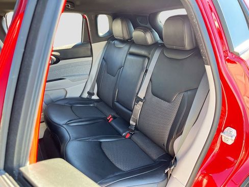 Certified 2023 Jeep Compass Latitude w/ Convenience Group image 22