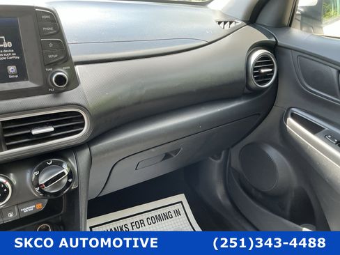 Used 2021 Hyundai Kona SEL image 25