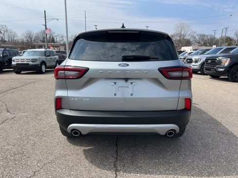 Certified 2023 Ford Escape Active w/ Tech Pack #2 image 5