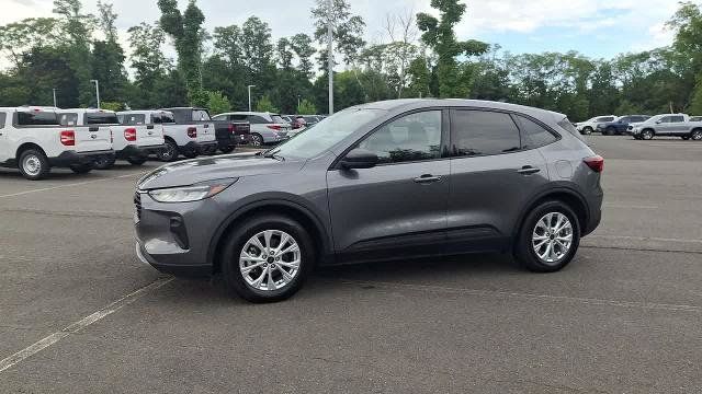 Certified 2025 Ford Escape Active FWD image 4