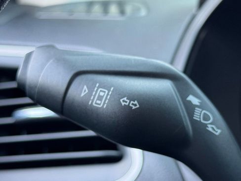 Used 2022 Ford Edge SEL w/ Convenience Package image 12