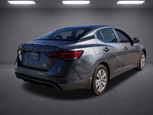 Used 2025 Nissan Sentra S image 4