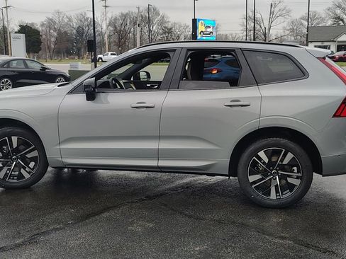 New 2026 Volvo XC60 B5 Plus w/ Climate Package image 5