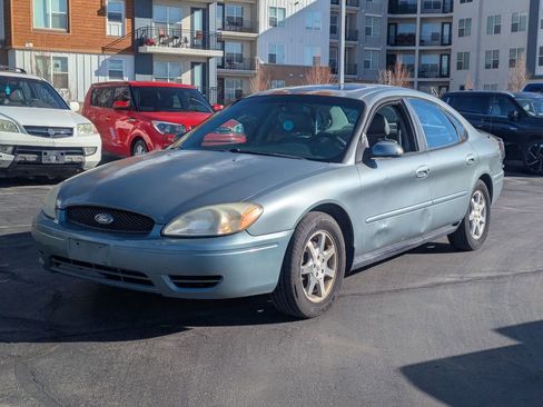 Used 2006 Ford Taurus SEL image 4