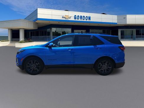 Used 2024 Chevrolet Equinox RS FWD image 2