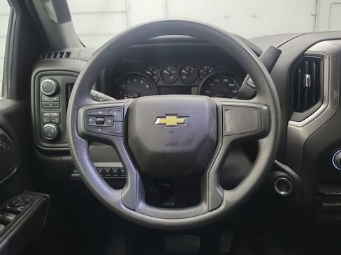 Used 2025 Chevrolet Silverado 2500 Custom w/ Custom Convenience Package image 13
