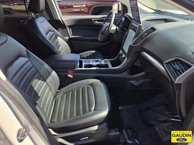 Certified 2024 Ford Edge SEL w/ Convenience Package AWD/4WD image 16