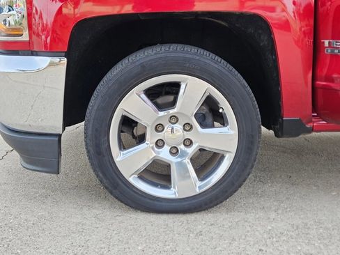 Used 2018 Chevrolet Silverado 1500 LT w/ Texas Edition image 22