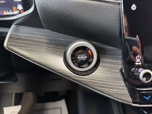 Used 2024 Jeep Wagoneer Series II w/ Flexible Seating Group image 34