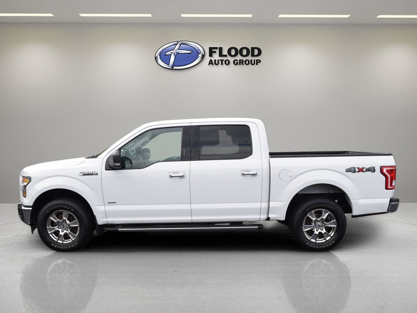Certified 2017 Ford F150 XLT w/ Equipment Group 302A Luxury AWD/4WD image 6