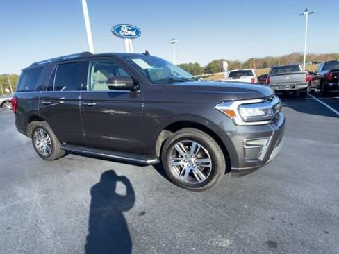 Certified 2023 Ford Expedition Limited AWD/4WD image 2