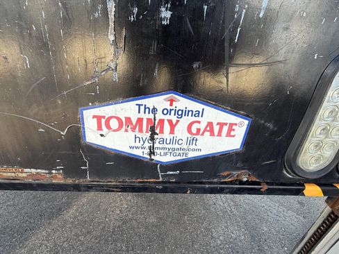 Used 2016 Chevrolet Express 3500 image 16