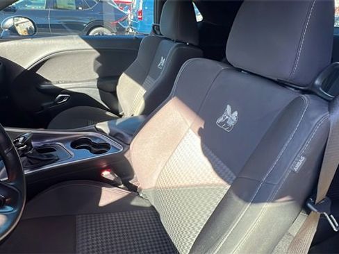 Used 2018 Dodge Challenger R/T Scat Pack image 13