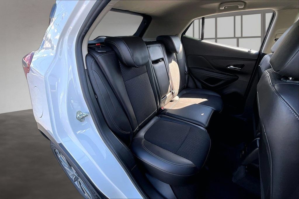 Used 2022 Buick Encore Preferred w/ Safety Package AWD/4WD image 26