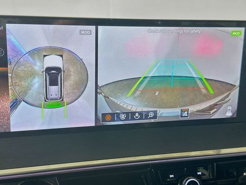 New 2026 INFINITI QX80 4WD w/ Sport Exterior Package image 18