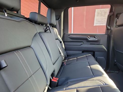 Used 2024 Chevrolet Silverado 2500 High Country w/ High Country Premium Package image 25