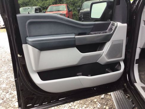 Used 2023 Ford F150 Limited AWD/4WD image 10