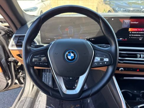 Used 2023 BMW i4 eDrive40 w/ Premium Package RWD image 22