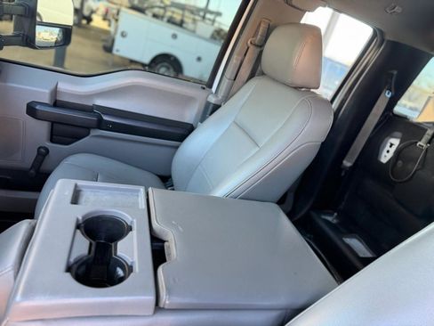 Used 2017 Ford F250 XL w/ XL Value Package image 43