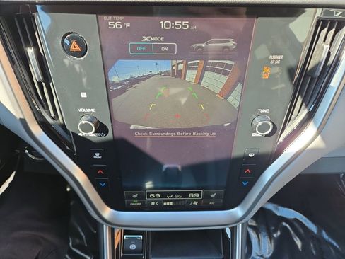 Used 2025 Subaru Outback Premium image 19