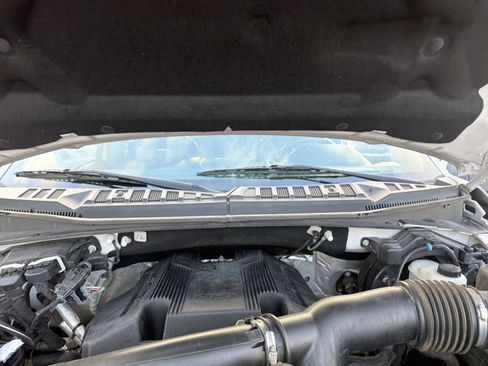 Used 2019 Ford F150 Platinum AWD/4WD image 35