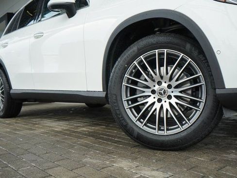 New 2026 Mercedes-Benz GLC 300 image 10