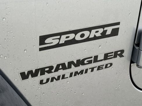 Used 2015 Jeep Wrangler Unlimited Sport w/ Quick Order Package 24S image 8
