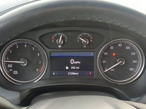 Used 2024 Buick Enclave Essence w/ Experience Buick Package image 27