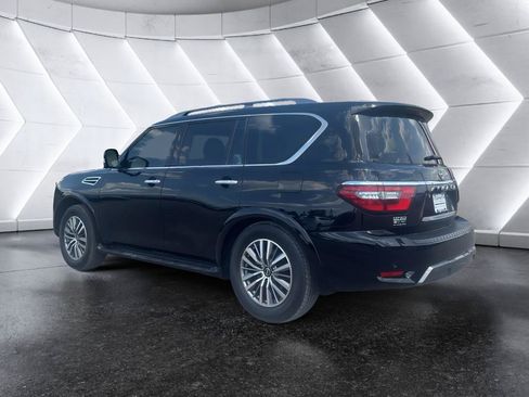 Used 2023 Nissan Armada SL w/ Captain's Chairs Package RWD image 5