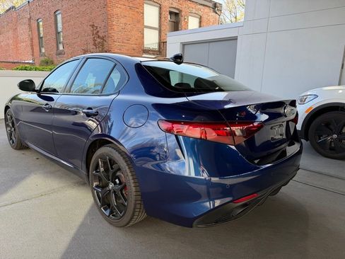 Used 2020 Alfa Romeo Giulia AWD w/ Quick Order Package 22J Sport image 5