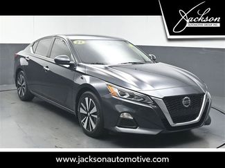 Used 2022 Nissan Altima 2.5 SV video 1