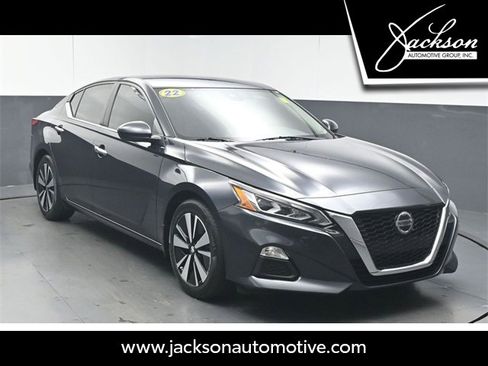 Used 2022 Nissan Altima 2.5 SV image 1