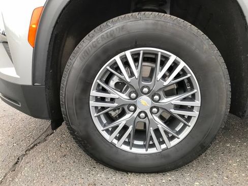 Certified 2026 Chevrolet Traverse LT AWD/4WD image 20