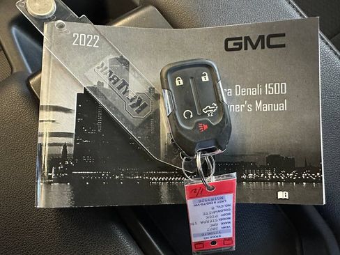 Used 2022 GMC Sierra 1500 SLE AWD/4WD image 9
