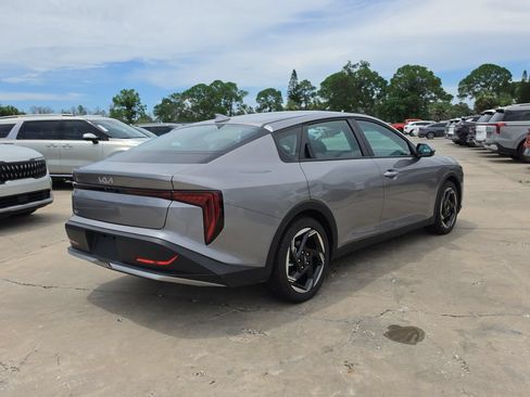 New 2026 Kia K4 EX FWD image 8