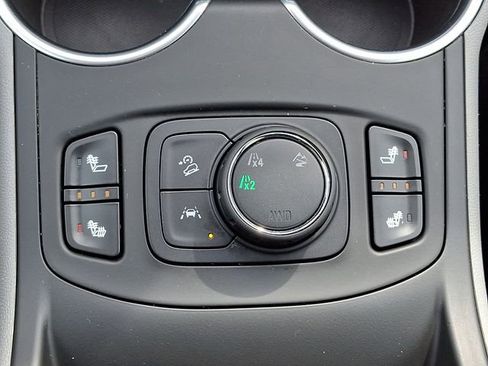 Used 2022 GMC Terrain SLE w/ Driver Convenience Package image 24