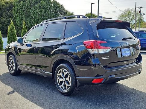 Used 2023 Subaru Forester Premium AWD/4WD image 5