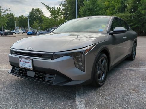 Used 2025 Kia K4 FWD image 8