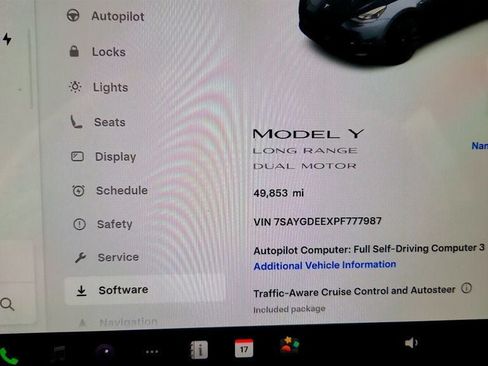 Used 2023 Tesla Model Y Long Range AWD/4WD image 13