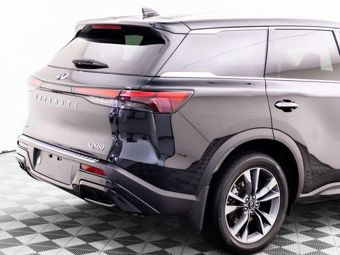 Certified 2023 INFINITI QX60 Luxe w/ Vision Package AWD/4WD image 31