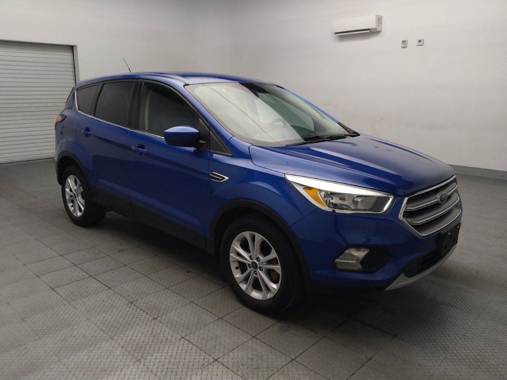 Used 2017 Ford Escape SE w/ SE Cold Weather Package FWD image 13