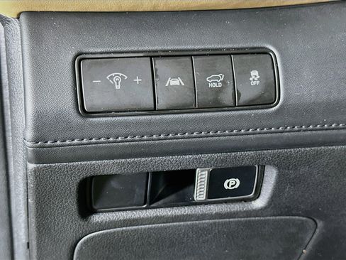 Used 2022 Hyundai Santa Fe Calligraphy AWD/4WD image 17